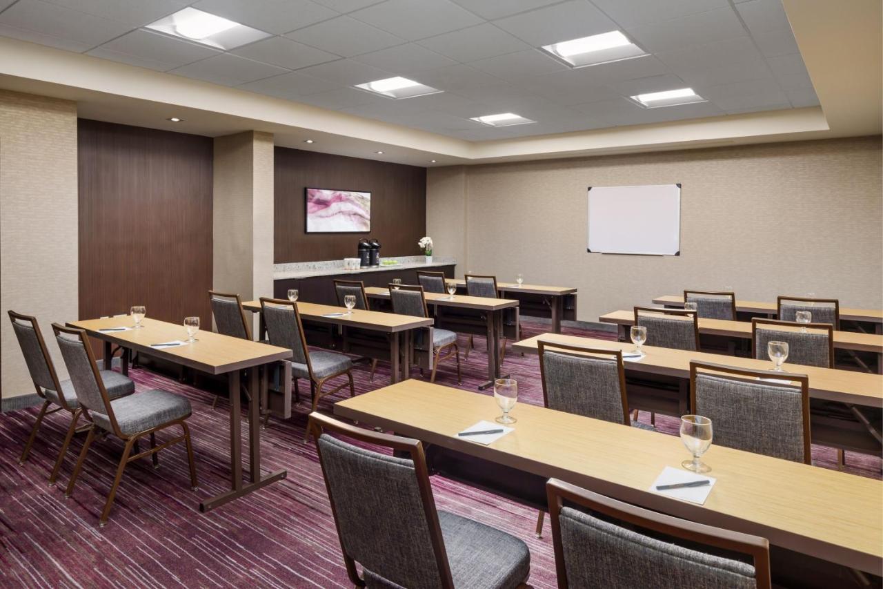 Courtyard By Marriott Sacramento Folsom Hotel Buitenkant foto