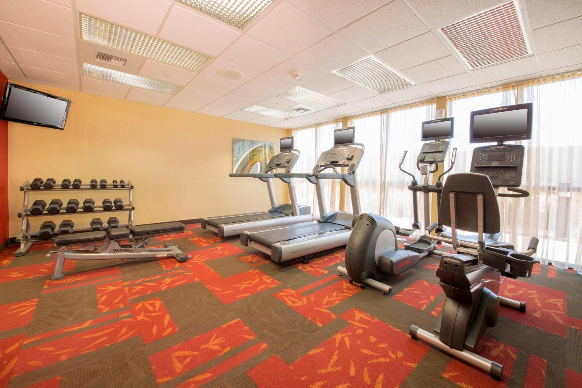 Courtyard By Marriott Sacramento Folsom Hotel Buitenkant foto
