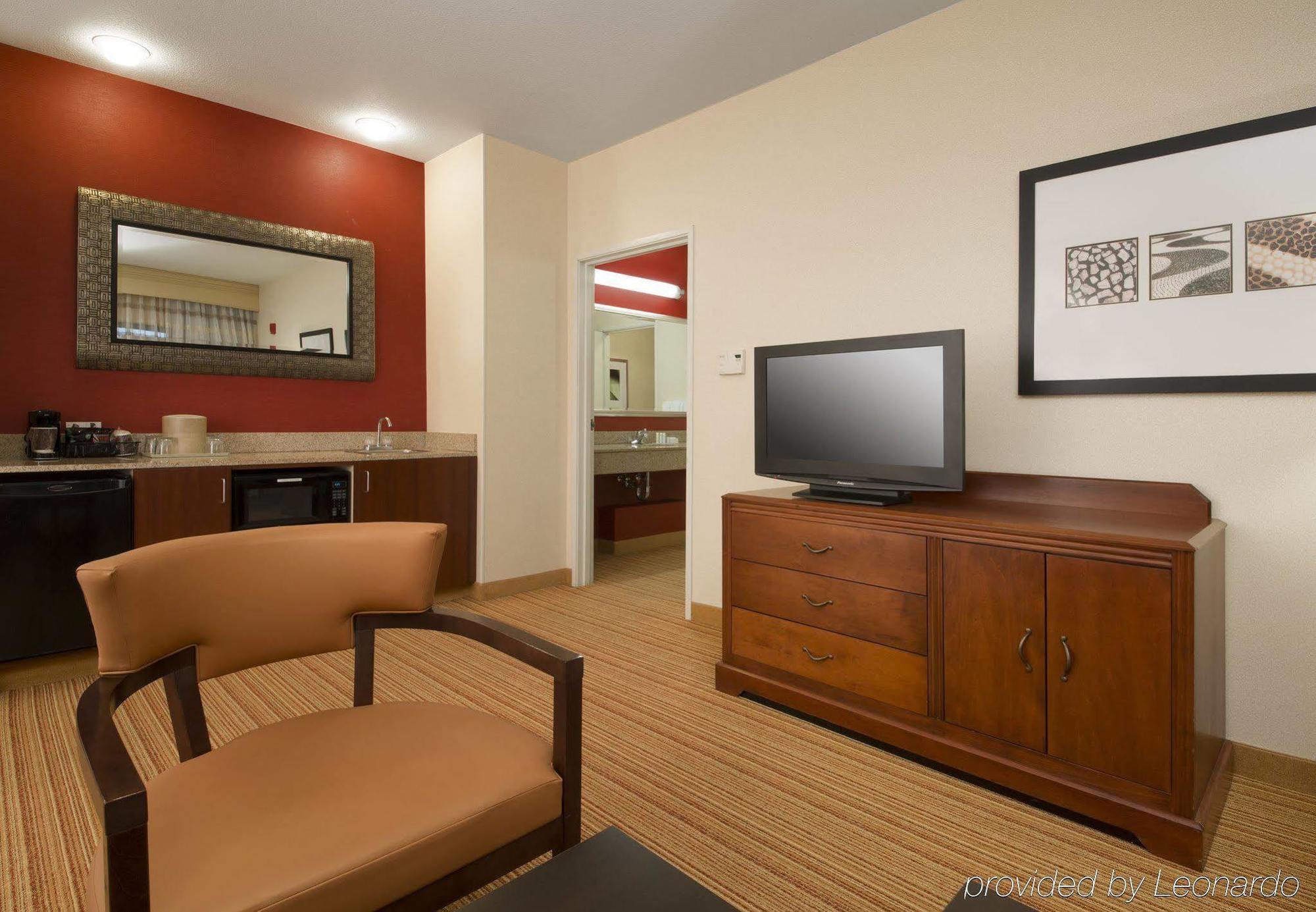 Courtyard By Marriott Sacramento Folsom Hotel Buitenkant foto