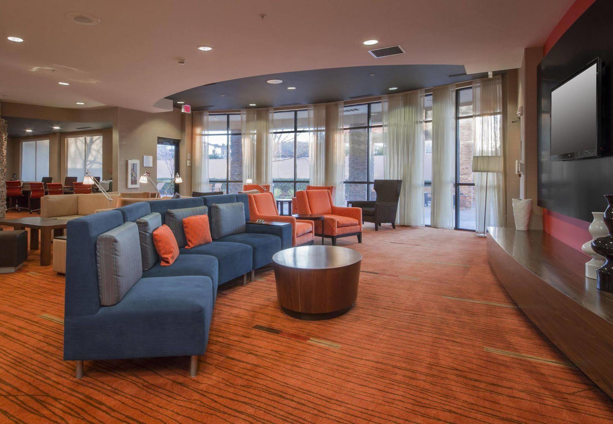 Courtyard By Marriott Sacramento Folsom Hotel Buitenkant foto